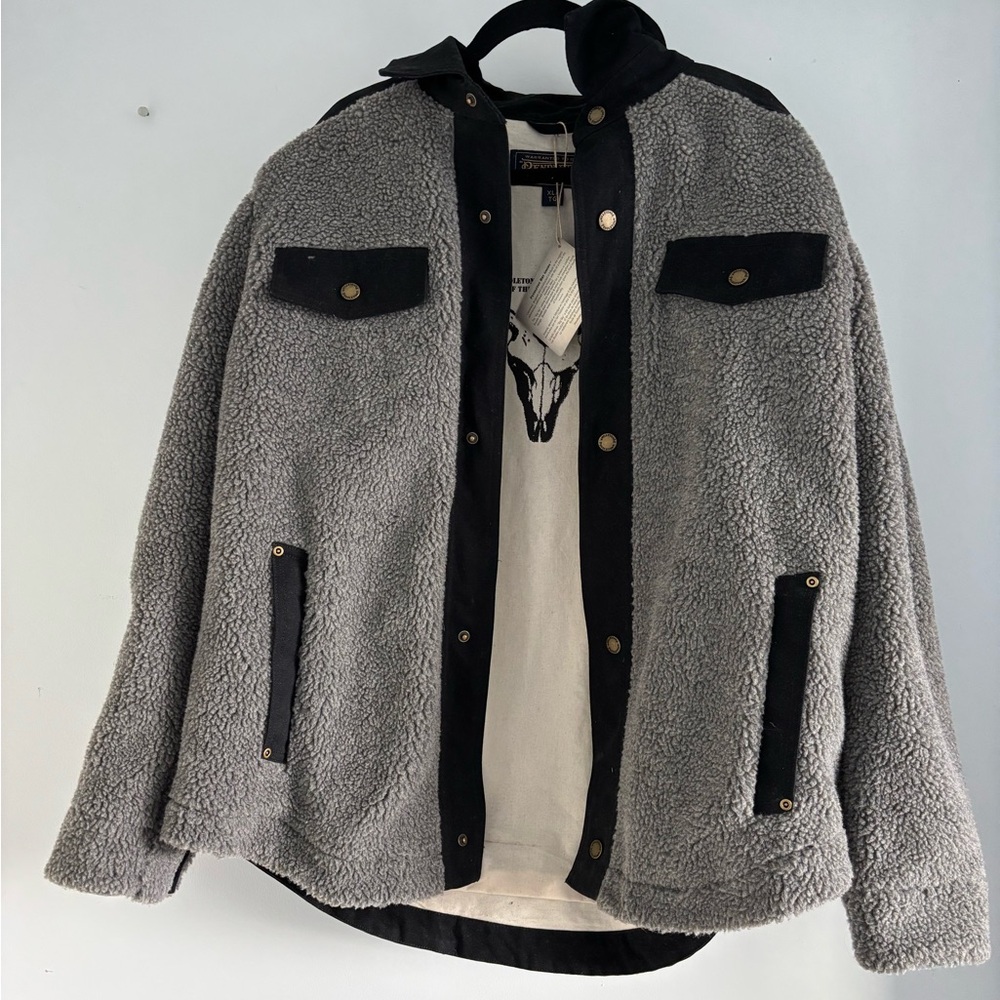Gray Sherpa Pendleton Jacket with Black Accents NEW
